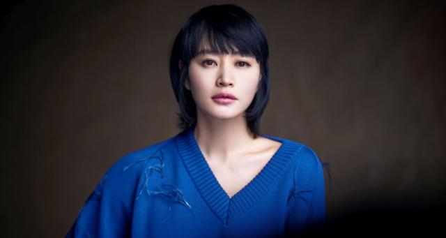 [아웃스탠딩] 김혜수가 연기를 그만두려고 했던 이유